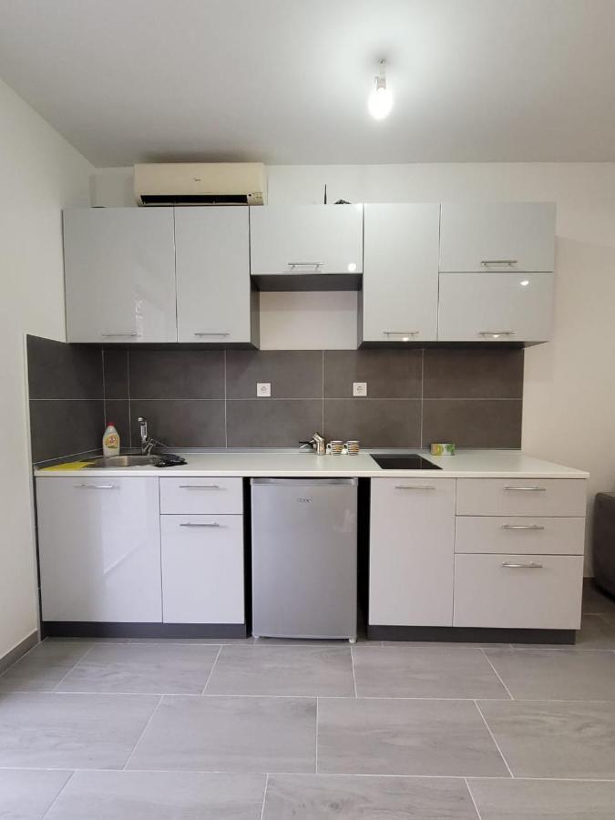Apartment Diamond -Modern And Lovely Seaside Studio Apartment Kotor Buitenkant foto